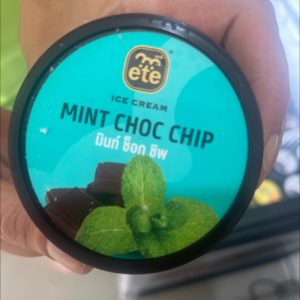 Mint choc chip cup